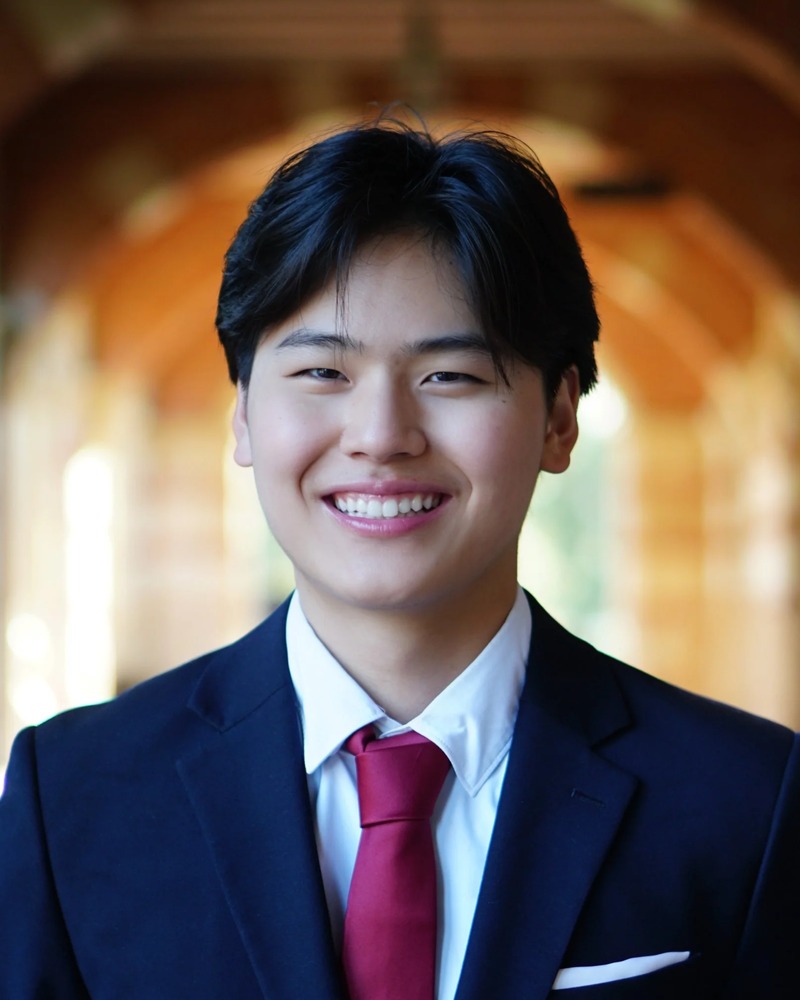 Headshot — Jun Moon
